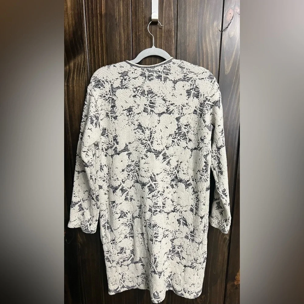 J. JILL White Gray Long Sleeve Jacquard Topper Longline Coat Jacket Size:Small